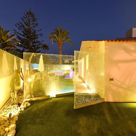 Villa Playa Del Ingles Vista Luxury Retreat In Gran Canaria Private Heated Pool Garden Terrace Bbq Rooftop Solarium With Sea Views Prime,